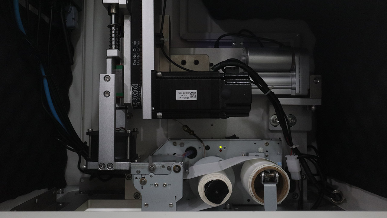 RFID Label Printing and Labeling Machine